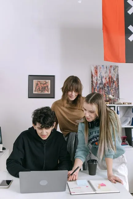 Thomas Middleditch Surprises Attendees at TechCrunch Disrupt 2025 with Othelia Takeover